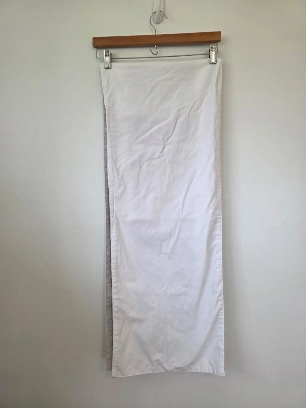 Grey/White Table Runner, 70 inches